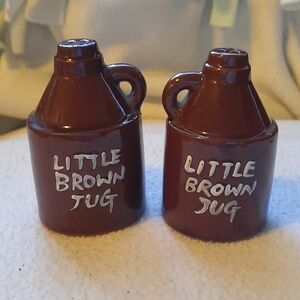 Vintage Brown Jug S&P shakers